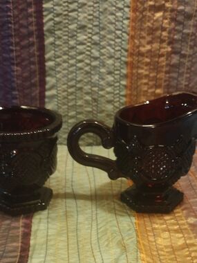 Avon Cape Cod Creamer and Sugar Set